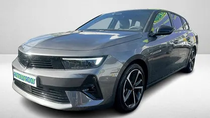 Usado Opel Astra 136 HP (100 kW) 2025
