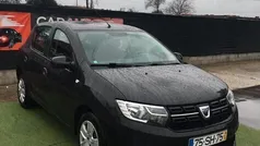 Preto Usado 2016 Dacia Sandero Citadino | € 7.299 (Preço justo)