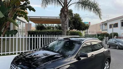 Preto Usado 2017 Mercedes GLA180 SUV | € 21.000 (Bom preço)