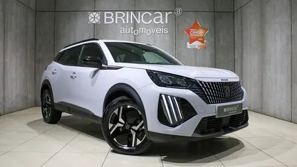 Branco Usado 2024 Peugeot 2008 Allure SUV | € 18.490 (Bom preço)