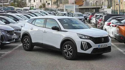 Branco Usado 2025 Peugeot 2008 Style SUV | € 21.490 (Preço justo)