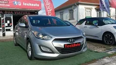 Cinza Usado 2014 Hyundai i30 Classic | € 8.980 (Preço justo)