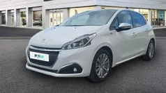Usado 2017 Peugeot 208 Style Citadino | € 11.400 (Preço justo)