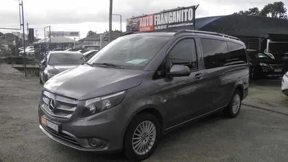 Usado Mercedes Vito 163 HP (119 kW) 2019 Cinzento Van