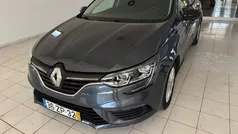 Cinza Usado 2019 Renault Mégane IV LIMITED Sedan | € 16.750 (Preço justo)