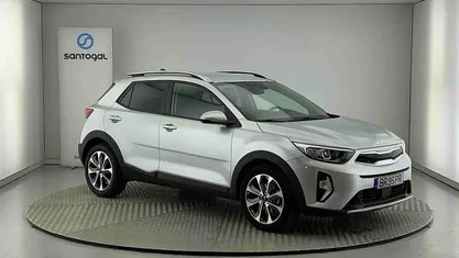 Usado 2025 Kia Stonic SUV | € 19.990 (Preço justo)