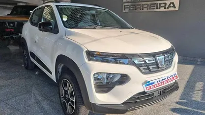 Branco Usado 2022 Dacia Spring Citadino | € 11.500 (Preço justo)