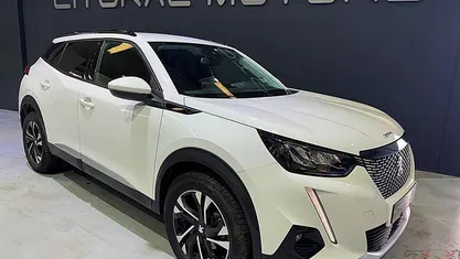 Usado Peugeot 2008 130 HP (95 kW) 2021 SUV