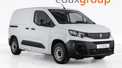 Usado 2023 Peugeot Partner Monovolume | € 14.990 (Preço justo)