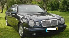 Mercedes E200