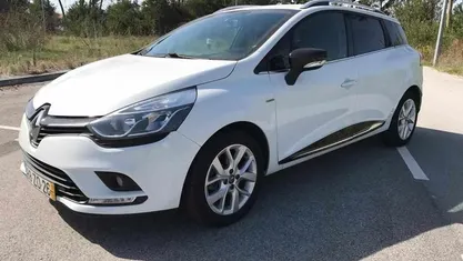 Usado Renault Clio GrandTour 90 HP (66 kW) 2019 Branco Carrinha