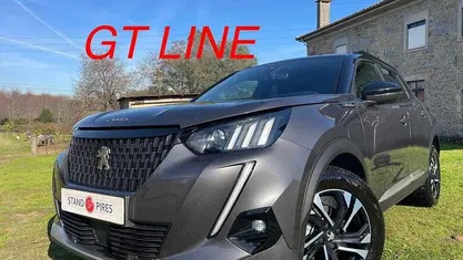 Usado Peugeot 2008 GT 130 HP (95 kW) 2019 SUV