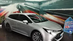 Cinzento Usado 2020 Toyota Corolla | € 21.799 (Preço justo)