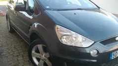 Cinza Usado 2010 Ford S-MAX Titanium Monovolume | € 6.750 (Bom preço)