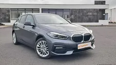 Cinza Usado 2020 BMW 116 Sport Line Citadino | € 19.990 (Preço justo)