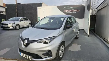 Cinzento Usado 2022 Renault Zoe Life Citadino | € 17.990 (Preço justo)