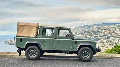 Verde Usado 2011 Land Rover Defender Citadino | € 59.000 (Preço justo)