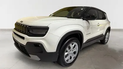 Branco Novo 2025 Jeep Avenger Altitude SUV | € 26.490 (Preço justo)