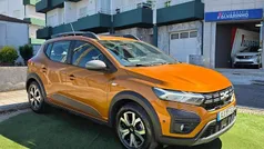 Vermelho Usado 2023 Dacia Sandero Extreme Citadino | € 17.950 (Preço justo)