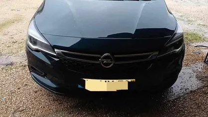 Verde Usado 2018 Opel Astra Citadino | € 10.000 (Bom preço)