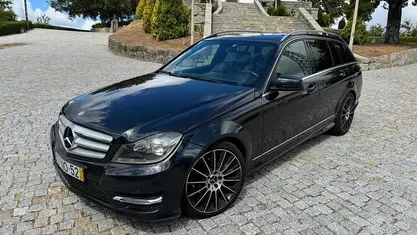 Preto Usado 2013 Mercedes C220 | € 17.000 (Preço justo)
