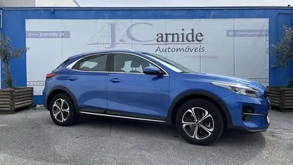 Azul claro Usado 2020 Kia XCeed First Edition SUV | € 21.490 (Preço justo)