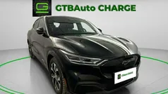 Preto Usado 2022 Ford Mustang Mach-E SUV | € 33.750 (Preço justo)