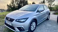 Cinzento Usado 2022 Seat Ibiza Style | € 14.490 (Preço justo)