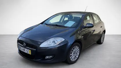 Usado Fiat Bravo 105 HP (77 kW) 2009 Cinzento Citadino