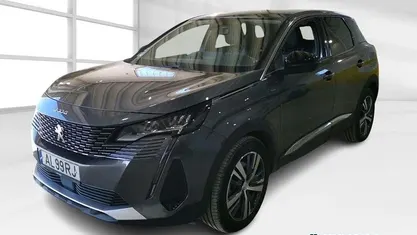 Usado 2021 Peugeot 3008 Allure Monovolume | € 22.900 (Bom preço)
