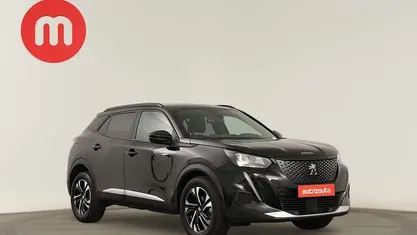 Preto Usado 2023 Peugeot 2008 Allure SUV | € 20.999 (Preço justo)