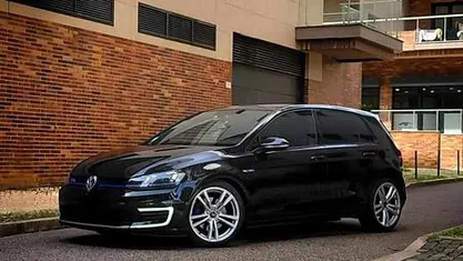 Preto Usado 2016 VW Golf VII GTE Citadino | € 16.000 (Preço justo)
