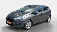 Cinza Usado 2017 Ford Fiesta Trend Citadino | € 10.900 (Bom preço)