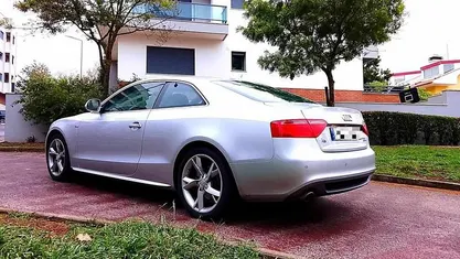 Cinzento Usado 2008 Audi A5 Coupé | € 14.900 (Preço justo)