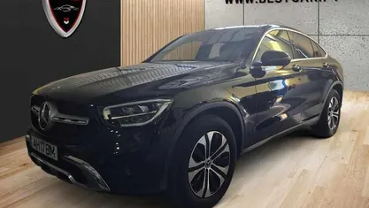 Preto Usado 2021 Mercedes GLC300 Citadino | € 49.950 (Preço justo)