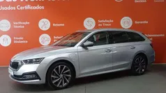 Cinzento Usado 2024 Skoda Octavia Carrinha | € 30.990 (Preço justo)