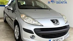Cinza Usado 2006 Peugeot 207 | € 5.900 (Preço justo)