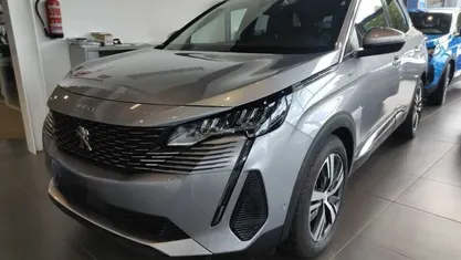 Usado Peugeot 3008 Allure 225 HP (165 kW) 2021 Outra SUV