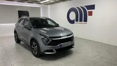 Cinzento Usado 2024 Kia Sportage SUV | € 28.899 (Preço justo)