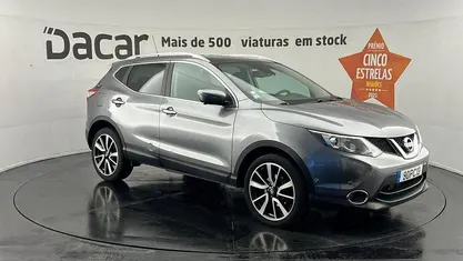 Cinza Usado 2014 Nissan Qashqai SUV | € 10.250 (Bom preço)