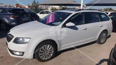 Branco Usado 2016 Skoda Octavia Style Carrinha | € 11.990 (Preço justo)