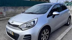 Usado 2016 Kia Rio Sedan | € 7.500 (Super Preço)
