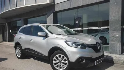 Cinzento Usado 2018 Renault Kadjar SUV | € 17.450 (Preço justo)