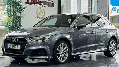 Usado Audi A3 S-Line 116 HP (85 kW) 2017 Cinza Citadino