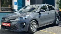 Cinzento Usado 2023 Kia Rio | € 15.900 (Preço justo)