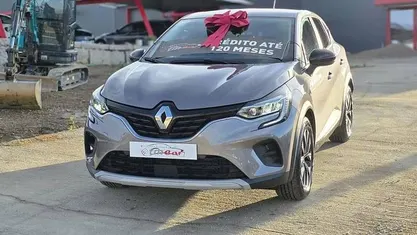 Usado 2023 Renault Captur SUV | € 18.680 (Preço justo)