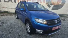 Azul Usado 2013 Dacia Sandero Stepway Citadino | € 8.600 (Preço justo)