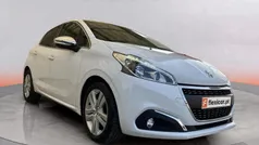 Usado 2019 Peugeot 208 Allure Citadino | € 12.690 (Preço justo)
