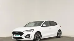 Branco Usado 2023 Ford Focus ST-Line X Carrinha | € 23.990 (Preço justo)