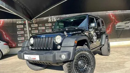 Usado Jeep Wrangler Rubicon 200 HP (147 kW) 2016 SUV